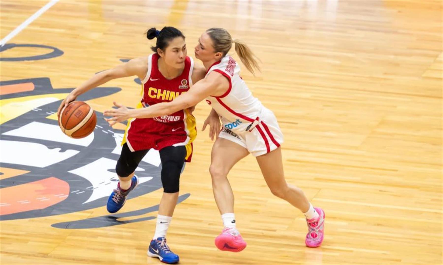 半岛体育官网入口-美洲女子篮球